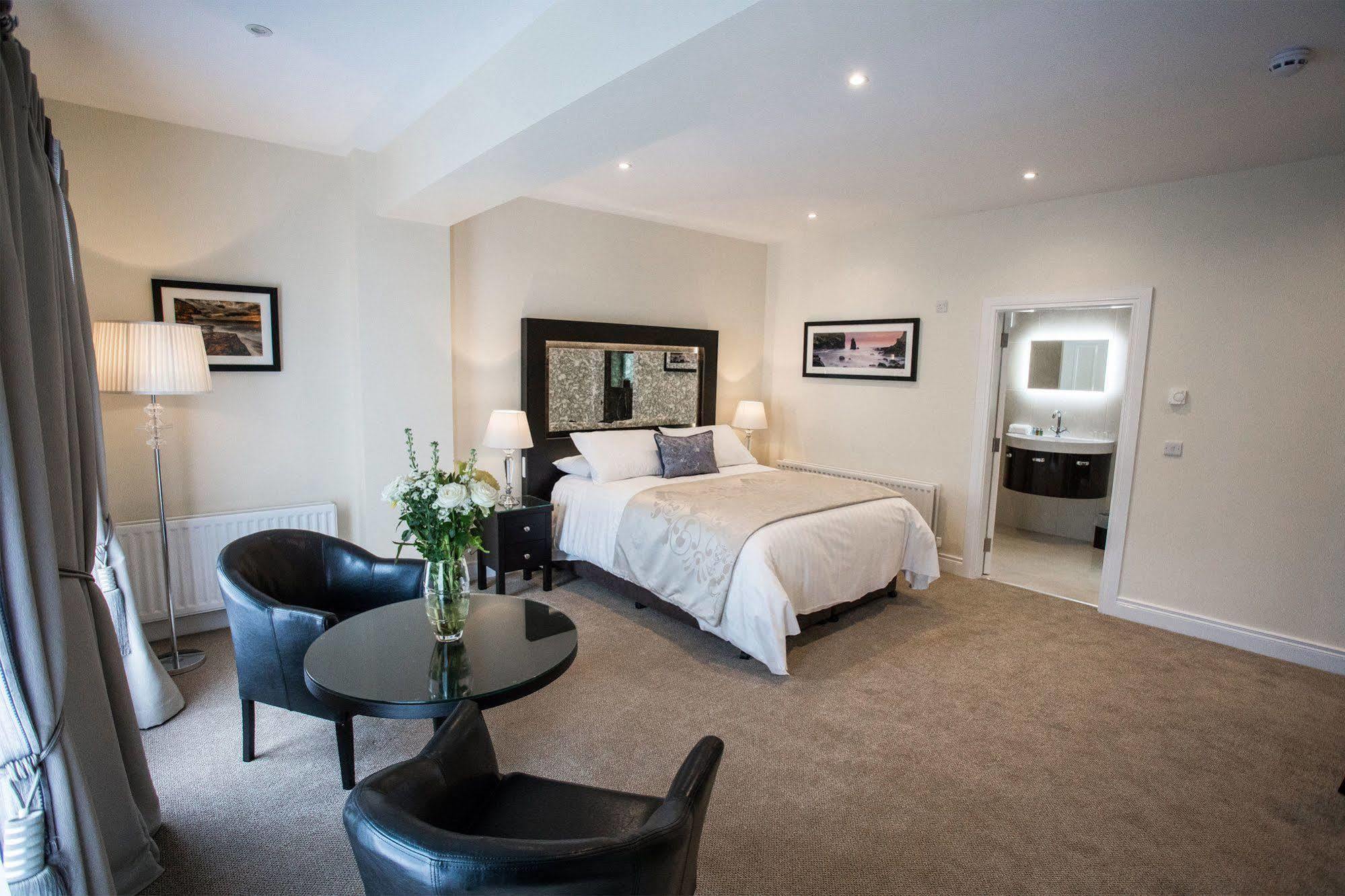 Tullyglass House Hotel Ballymena Buitenkant foto